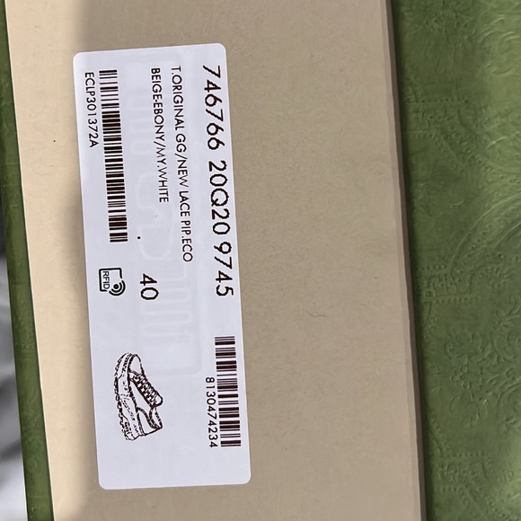 Gucci Shoes - Picture 7 of 8